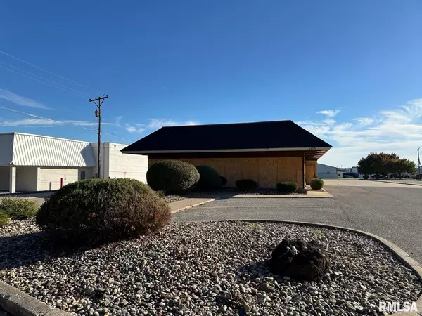 Moline, IL 61265,1800 36TH AVE