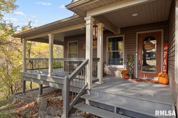 Coal Valley, IL 61240-9282,1850 Glenwood Heights