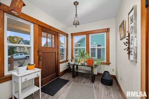 Davenport, IA 52803,338 W 30TH ST