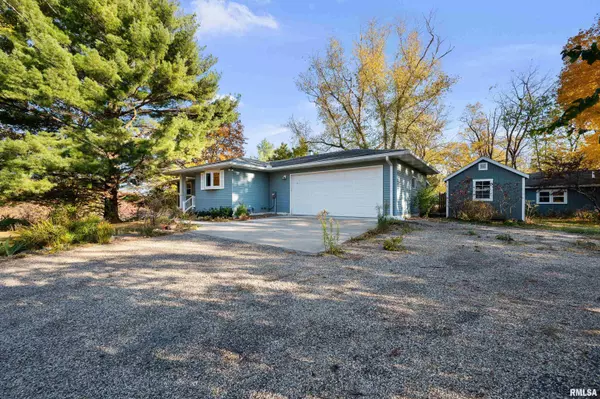 Blue Grass, IA 52726,7 SANDPIPER DR