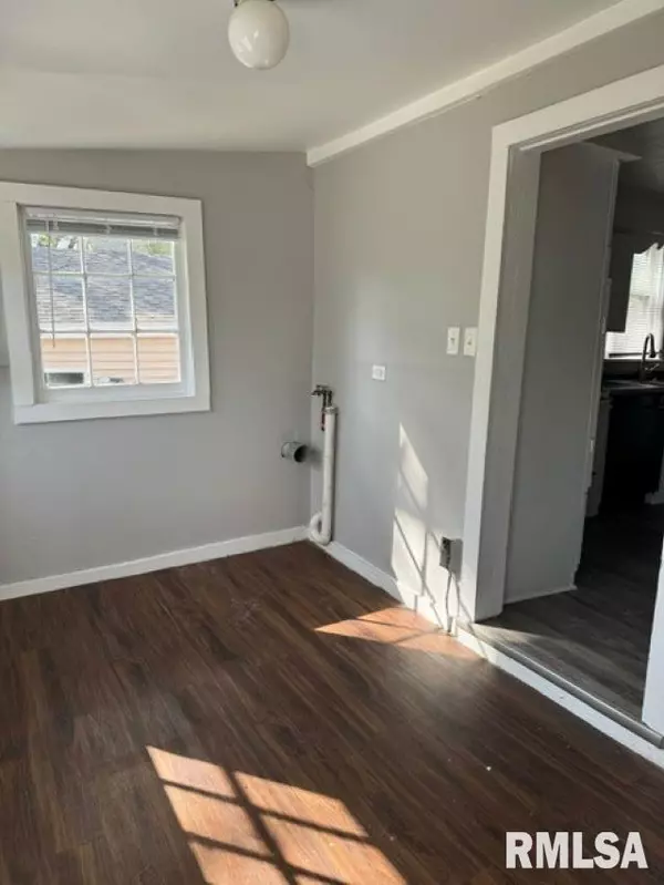 Milan, IL 61264,604 W 2ND AVE