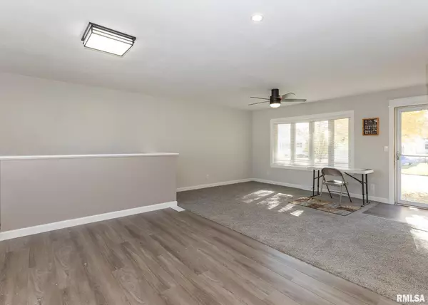 Camanche, IA 52730,1430 4TH ST