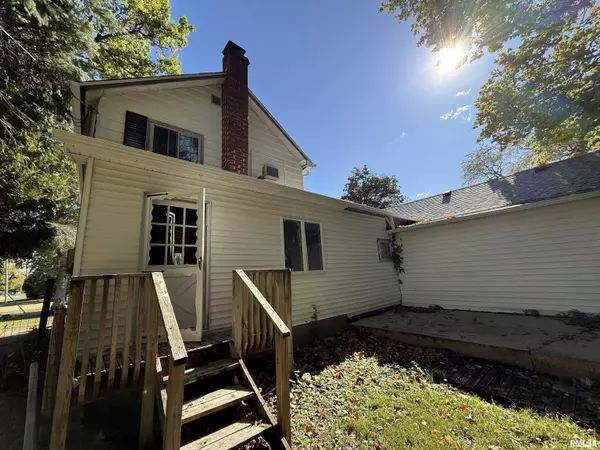 Cambridge, IL 61238,315 N EAST ST