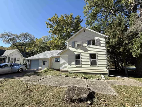 315 N EAST ST, Cambridge, IL 61238