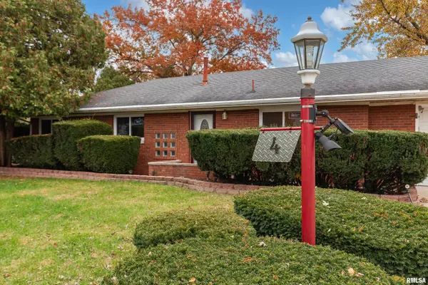 Colona, IL 61241,4 MAPLE CT