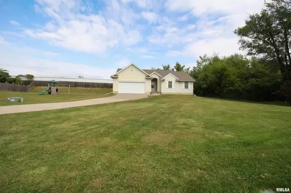 East Moline, IL 61244,4222 3RD Street A