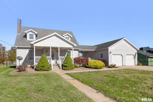 Galatia, IL 62935,104 E LOCUST ST