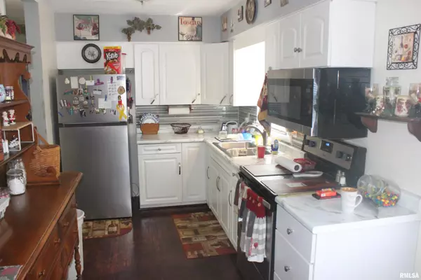 Davenport, IA 52804,1119 N THORNWOOD AVE