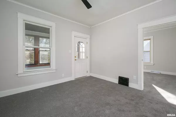 Davenport, IA 52804,1309 CLAY ST