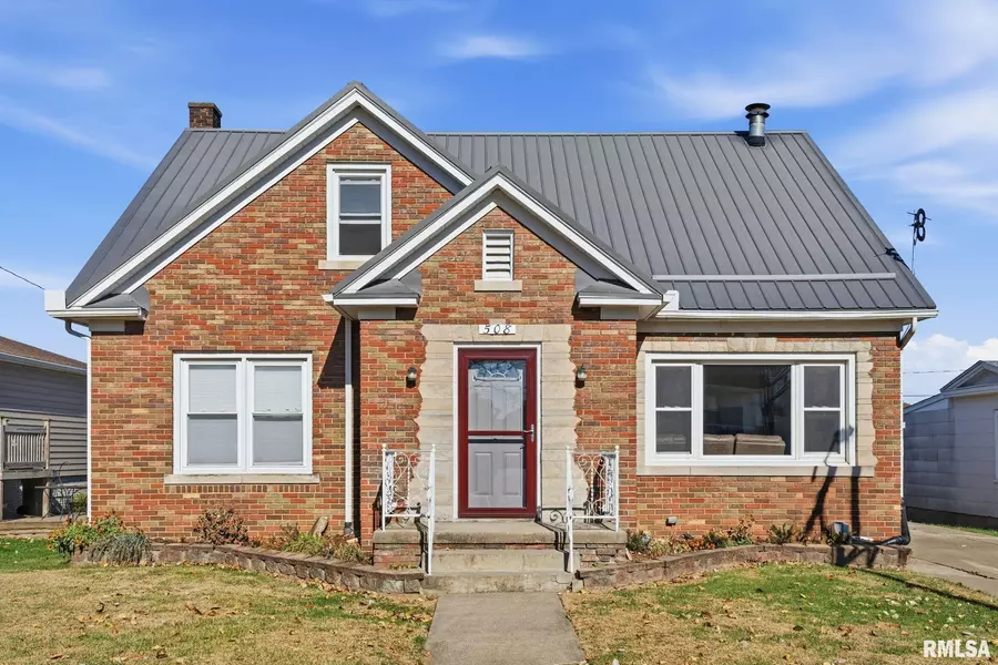 508 3RD ST, Durant, IA 52747