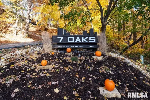 Moline, IL 61265,4828 6TH AVE