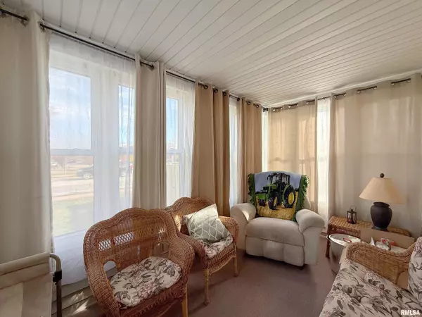 Moline, IL 61265,640 32ND AVE