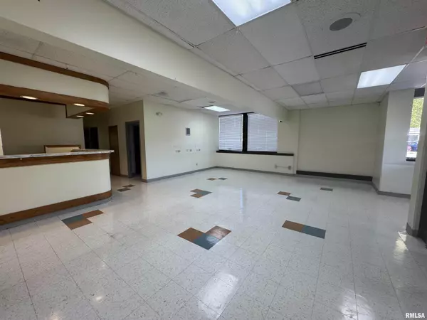 Rock Island, IL 61201,2904 11TH ST