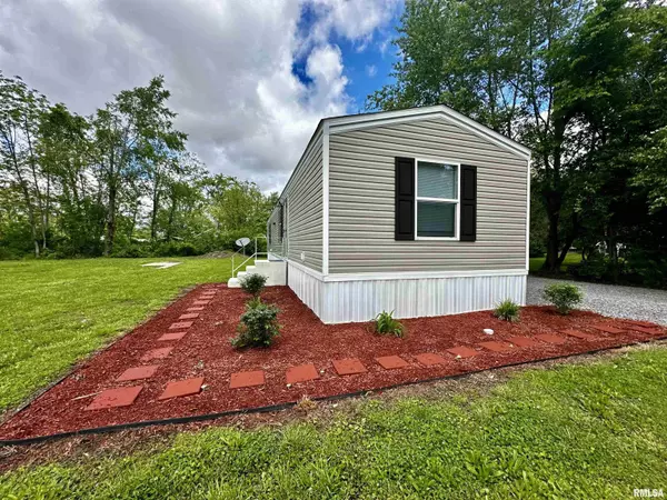 Eldorado, IL 62930,806 & 808 BOYD ST