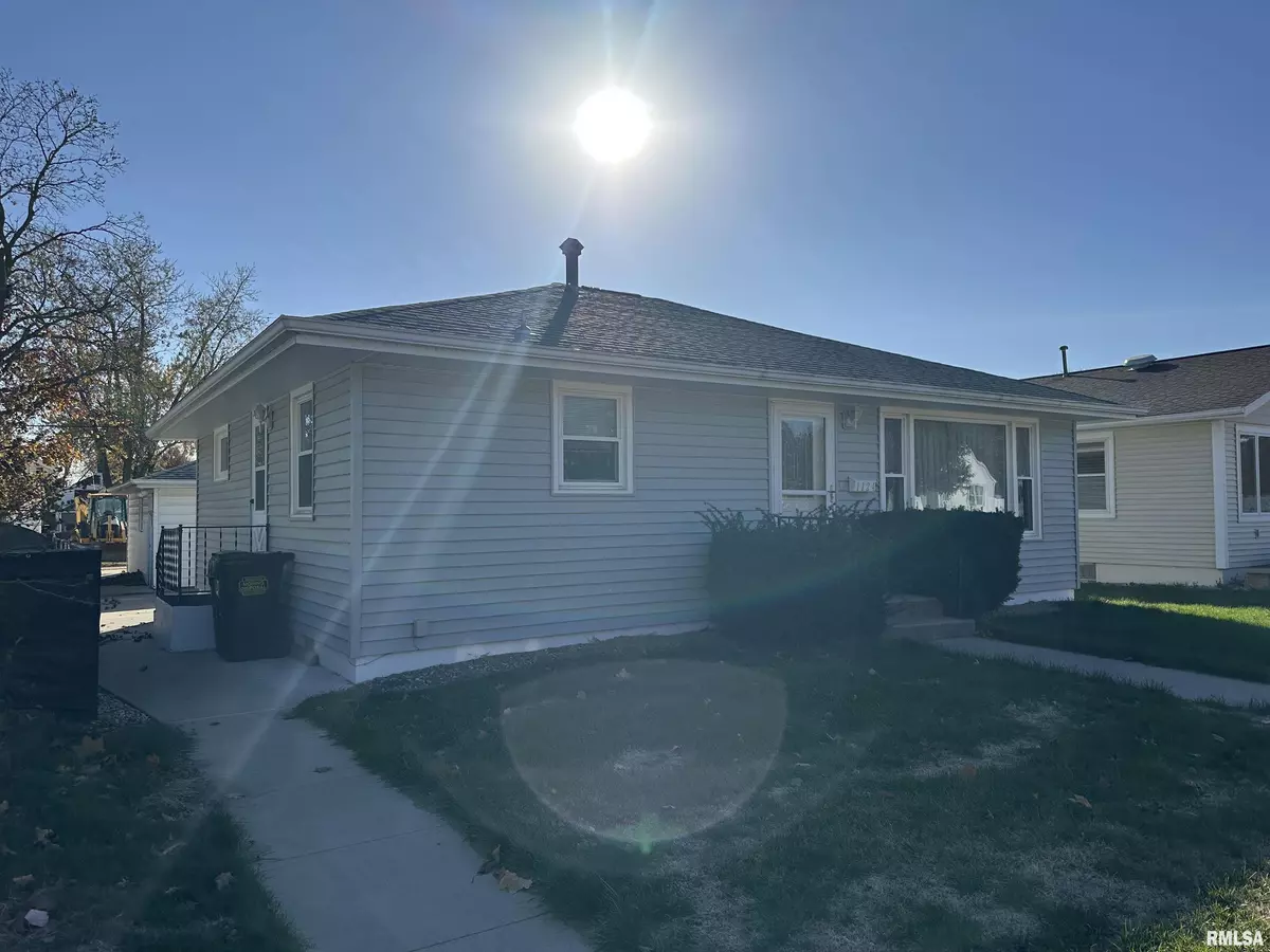 Fulton, IL 61252,1124 13TH AVE