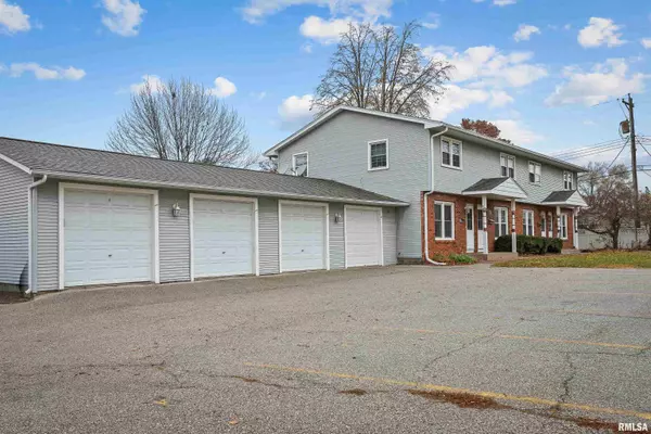 Moline, IL 61265,4315 26TH AVE