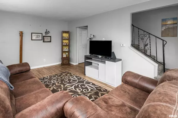 Moline, IL 61265,4315 26TH AVE