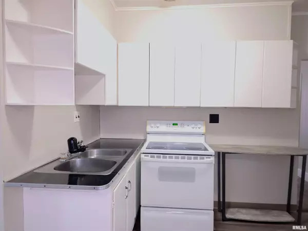 Muscatine, IA 52761,603 ADAMS ST