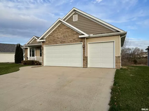 Le Claire, IA 52753,6 Blackstone CT