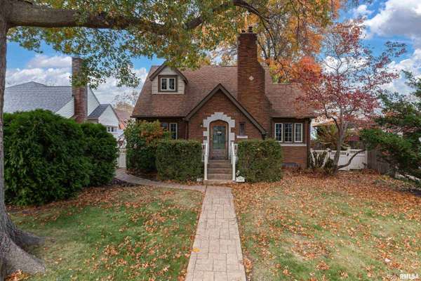 2911 25TH AVE, Moline, IL 61265