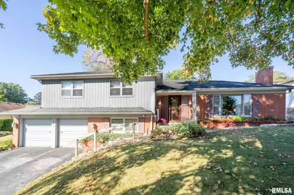 2552 37TH AVE, Rock Island, IL 61201