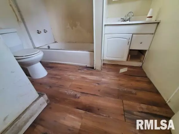 Rock Island, IL 61201,1031 10TH AVE