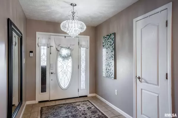 Herrin, IL 62948,411 PRINCE LN