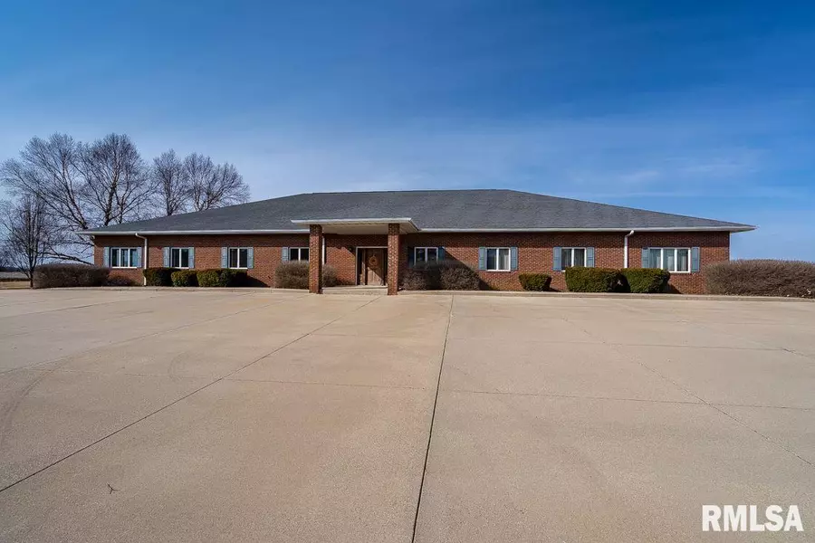 27421 135TH Avenue North, Cordova, IL 61242