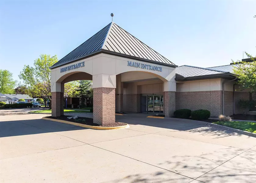 465 AVENUE OF THE CITIES AVE #100, East Moline, IL 61244