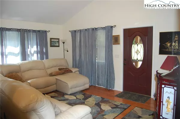 Newland, NC 28657,75 Pine Valley RD