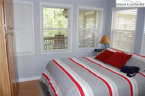 Newland, NC 28657,36 Ridgewood LN