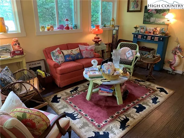 Newland, NC 28657,34 Park LOOP