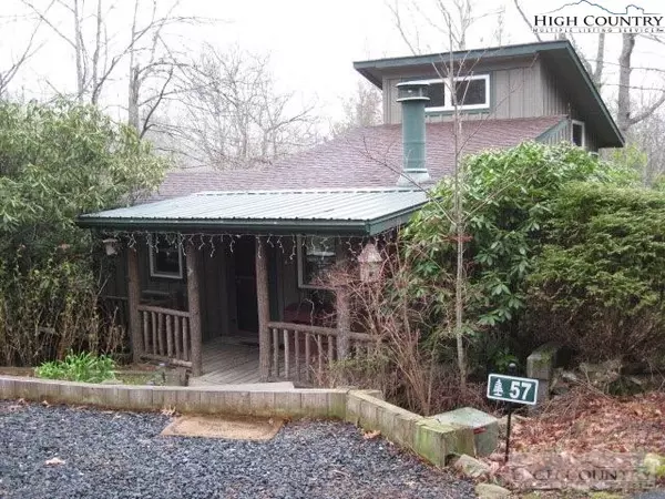 57 Hummingbird LN, Newland, NC 28657