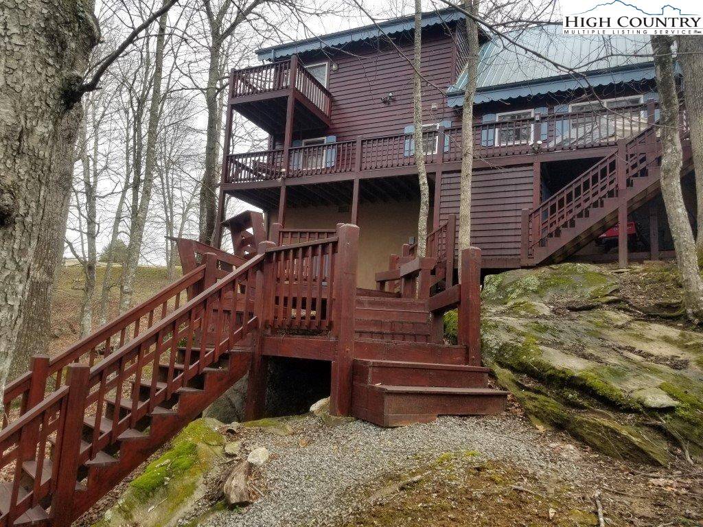 Piney Creek, NC 28663,273 East Ridge RD