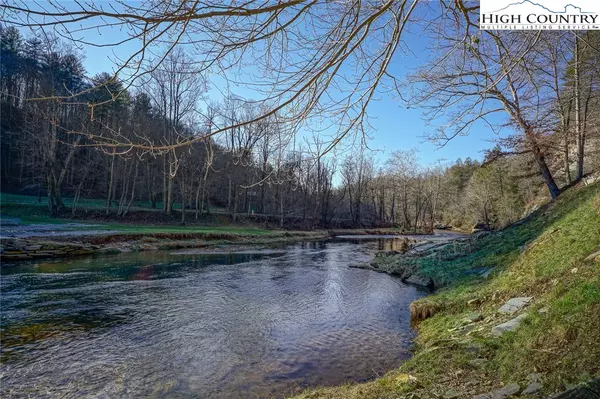 Sugar Grove, NC 28679,2560 Watauga River RD