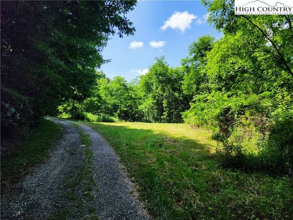TBD Shawnee RD, Banner Elk, NC 28604