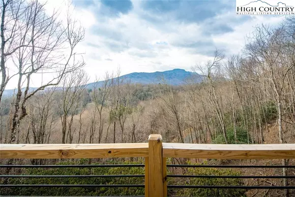 Seven Devils, NC 28604,366 Telemark LN