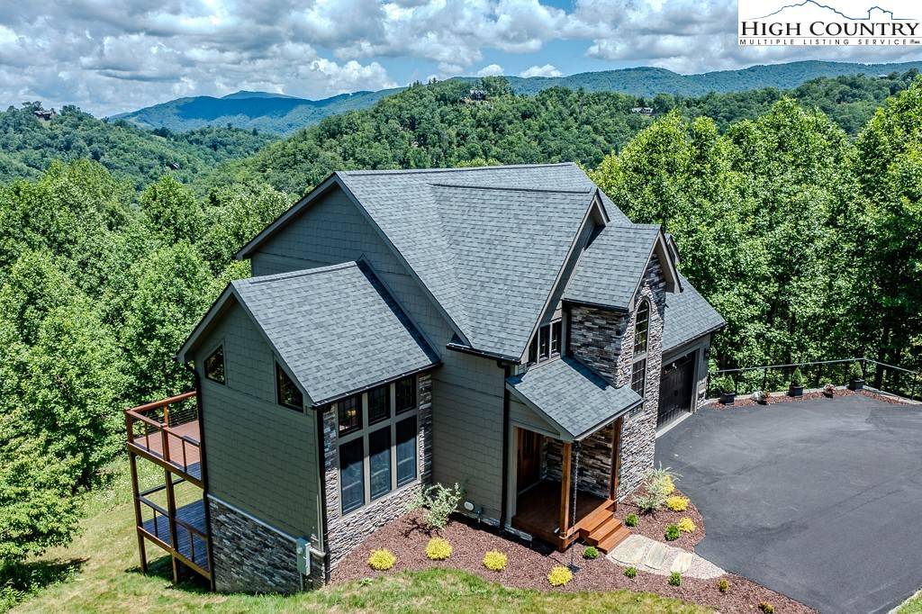171 Pleasant View DR, Vilas, NC 28692