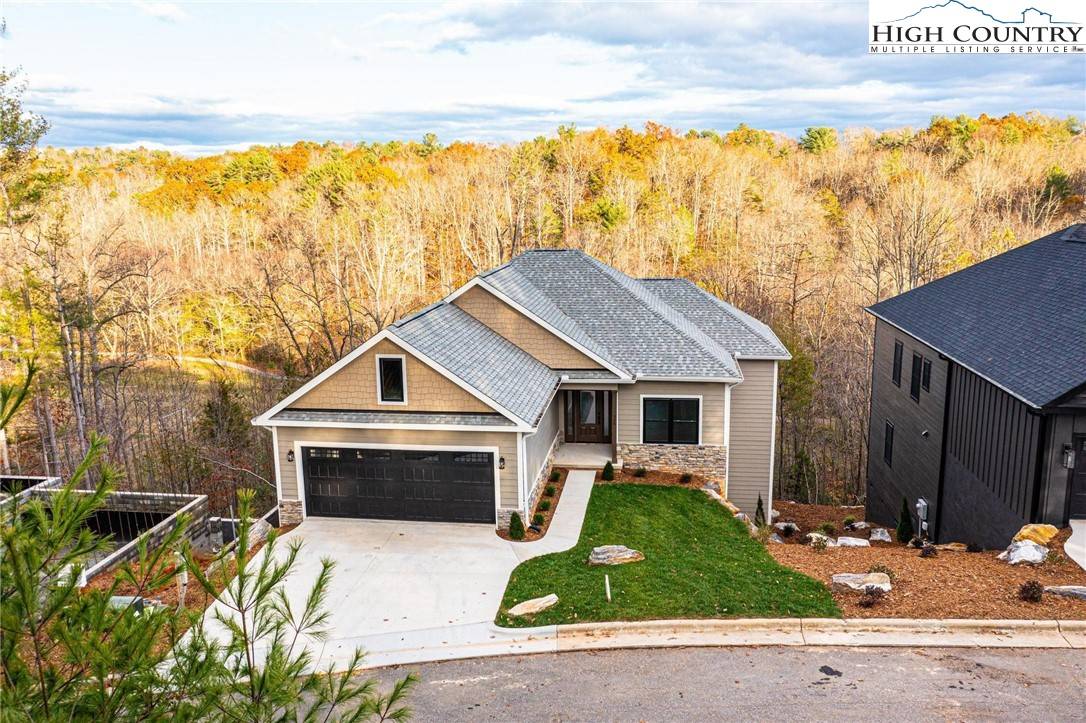 520 NE Park WAY, Lenoir, NC 28645