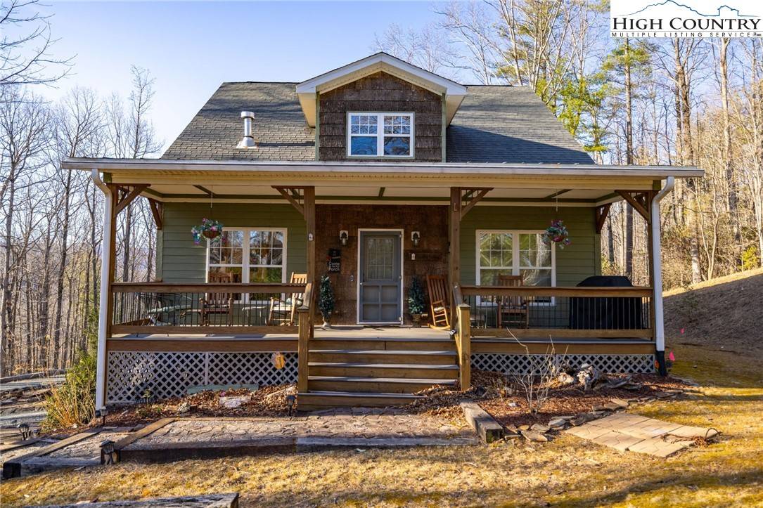 703 Powder Horn Estates DR, Deep Gap, NC 28618
