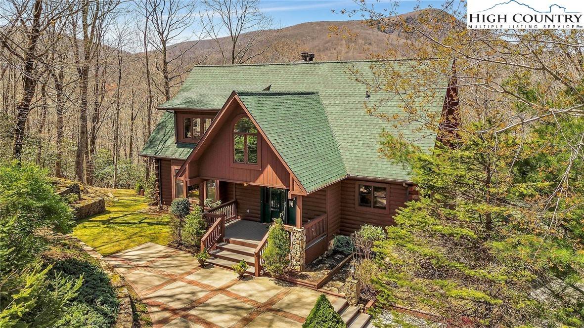 815 Chestnut Farms RD, West Jefferson, NC 28694