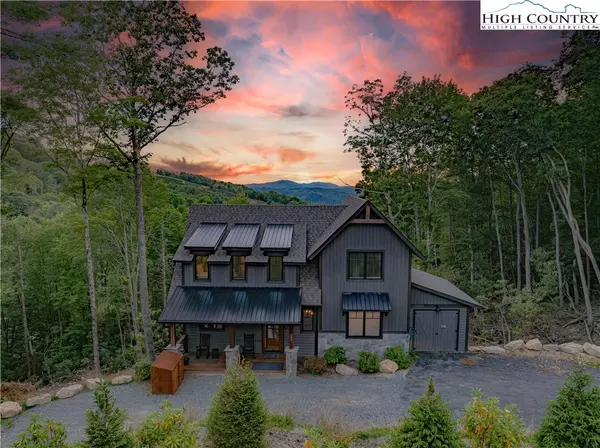 200 Fernwood TRL, Elk Park, NC 28604