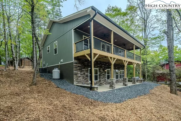 130 Grandfather TRL, Fleetwood, NC 28626