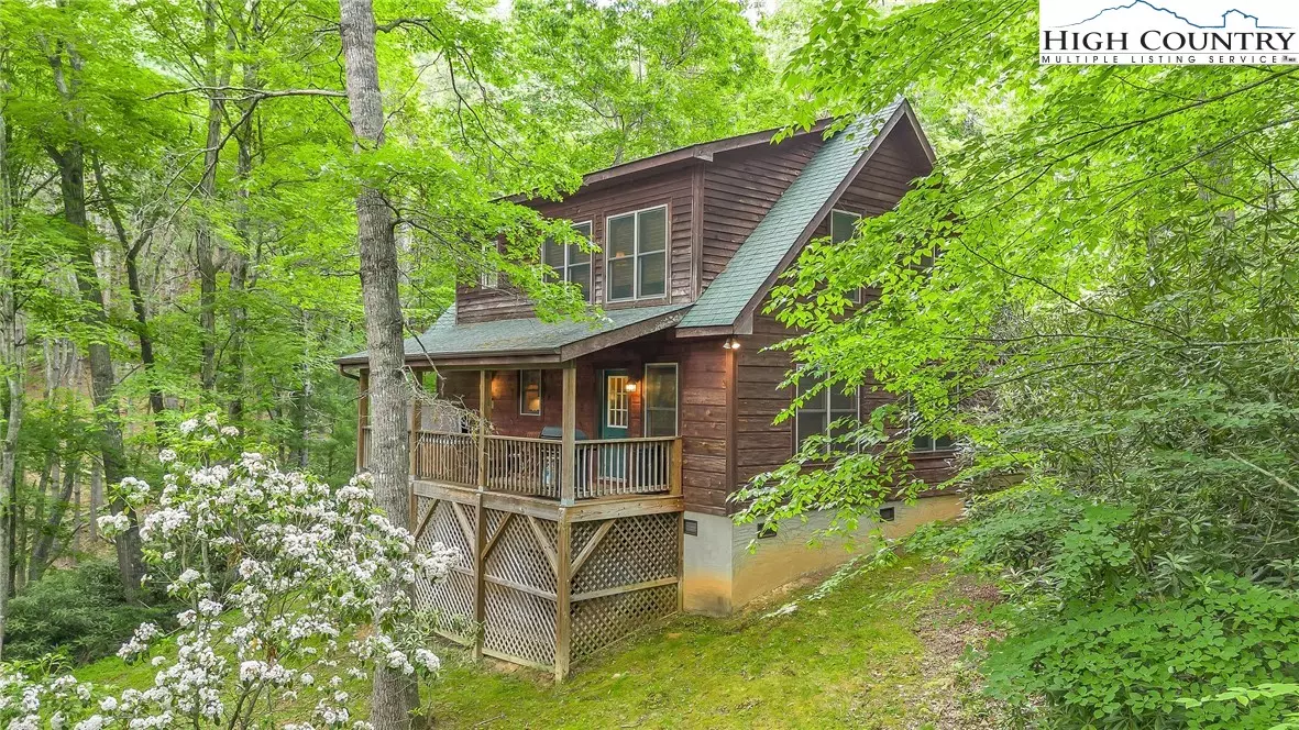 Fleetwood, NC 28626,247 Peggy AVE