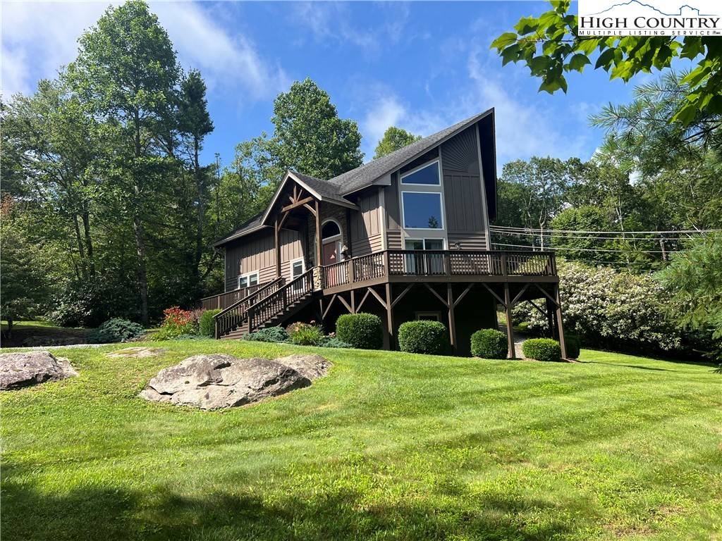 126 Knob RD, Blowing Rock, NC 28605