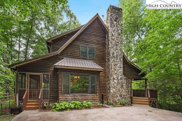 261 West Ridge DR, Ferguson, NC 28624