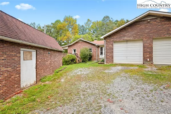 Marion, NC 28752,5110 Old Linville RD