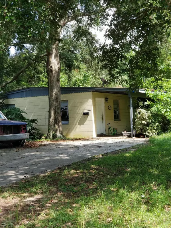 1413 KING ARTHUR RD, Jacksonville, FL 32211