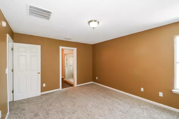 Middleburg, FL 32068,1808 PINETA COVE DR