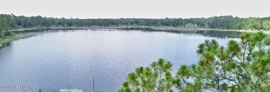 Pomona Park, FL 32181,000 LAKE COMO DR